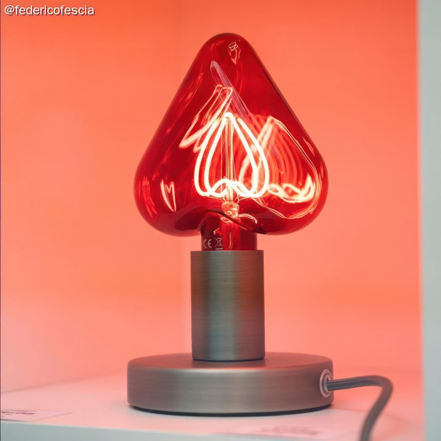 LED pirn E27 RED HEART, 5W, 2000K, Triac DIM - Image 6